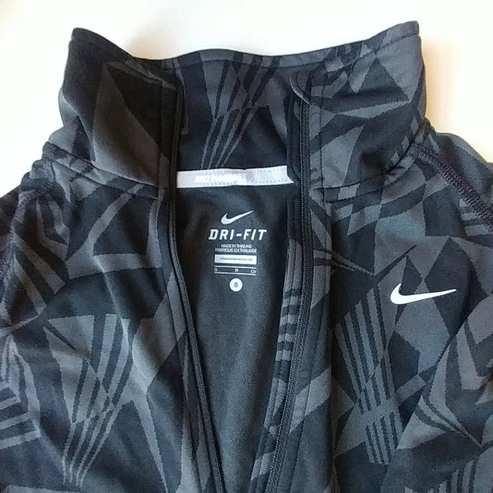 Nike running pullover - Picture 2 of 5